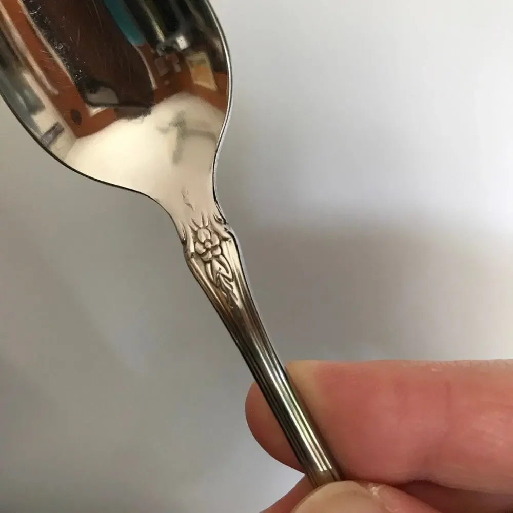 Oneida Distinction Deluxe Raphael 7.5” Long Iced Tea Spoons Flatware Set Of 6